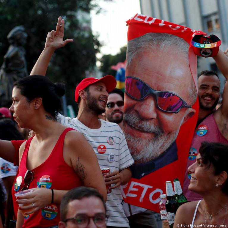 World leaders congratulate Lula on election victory