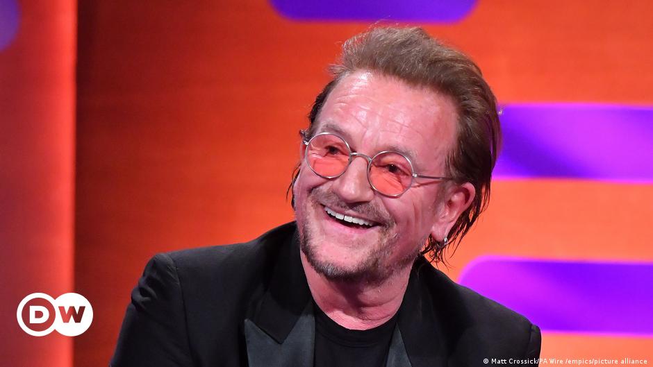 Music and activism: Bono of U2 releases memoir – DW – 11/01/2022