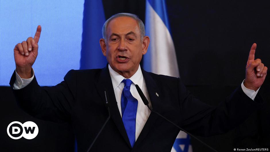 Benjamin Netanyahu: Long-time premier's comeback in Israel  DW  11/03/2022