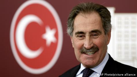 Eski Turizm Bakanı Ertuğrul Günay 