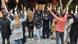 Protesto eylemi yapan İranlı gençler Protesto eylemi yapan İranlı gençler