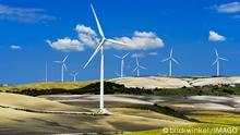 Iberdrola Windkraftanlage, Spanien, Andalusien, Jerez De La Frontera Iberdrola wind turbine, Spain, Andalusia, Jerez De La Frontera BLWS410689
Iberdrola Wind turbine Spain Andalusia Jerez de La Frontera Iberdrola Wind Turbine Spain andalusia Jerez de La Frontera