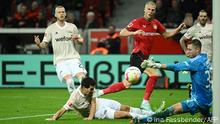 06.11.2022
Leverkusen's Dutch defender Mitchel Bakker (C) scores the 5-0 goal during the German first division Bundesliga football match Bayer Leverkusen v Union Berlin in Leverkusen, western Germany on November 6, 2022. (Photo by INA FASSBENDER / AFP) / DFL REGULATIONS PROHIBIT ANY USE OF PHOTOGRAPHS AS IMAGE SEQUENCES AND/OR QUASI-VIDEO