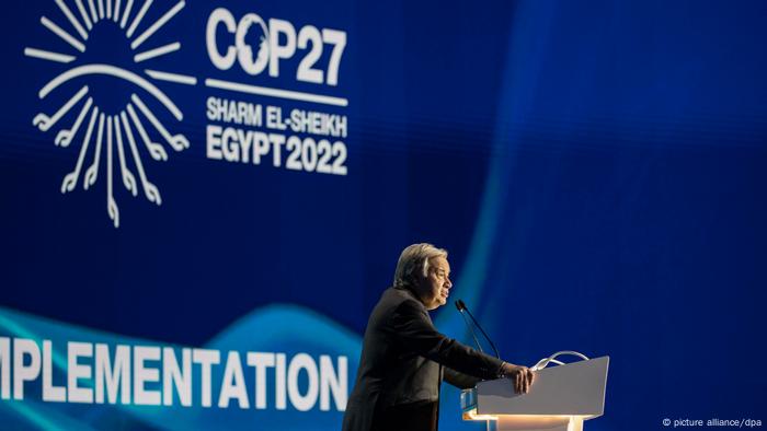 UN-Generalsekretär António Guterres vor dem Plenum der 27. UN-Klimakonferenz