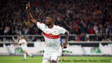 08.11.22 ****
VfB Stuttgart - Hertha BSC Berlin Deutschland, Stuttgart, 08.11.2022, Fussball, Bundesliga, VfB Stuttgart - Hertha BSC Berlin: Serhou Guirassy VfB Stuttgart Jubel Tor 1:0 Guirassy. *** 08 11 22 VfB Stuttgart Hertha BSC Berlin Germany, Stuttgart, 08 11 2022, football, Bundesliga, VfB Stuttgart Hertha BSC Berlin Serhou Guirassy VfB Stuttgart cheer goal 1 0 Guirassy