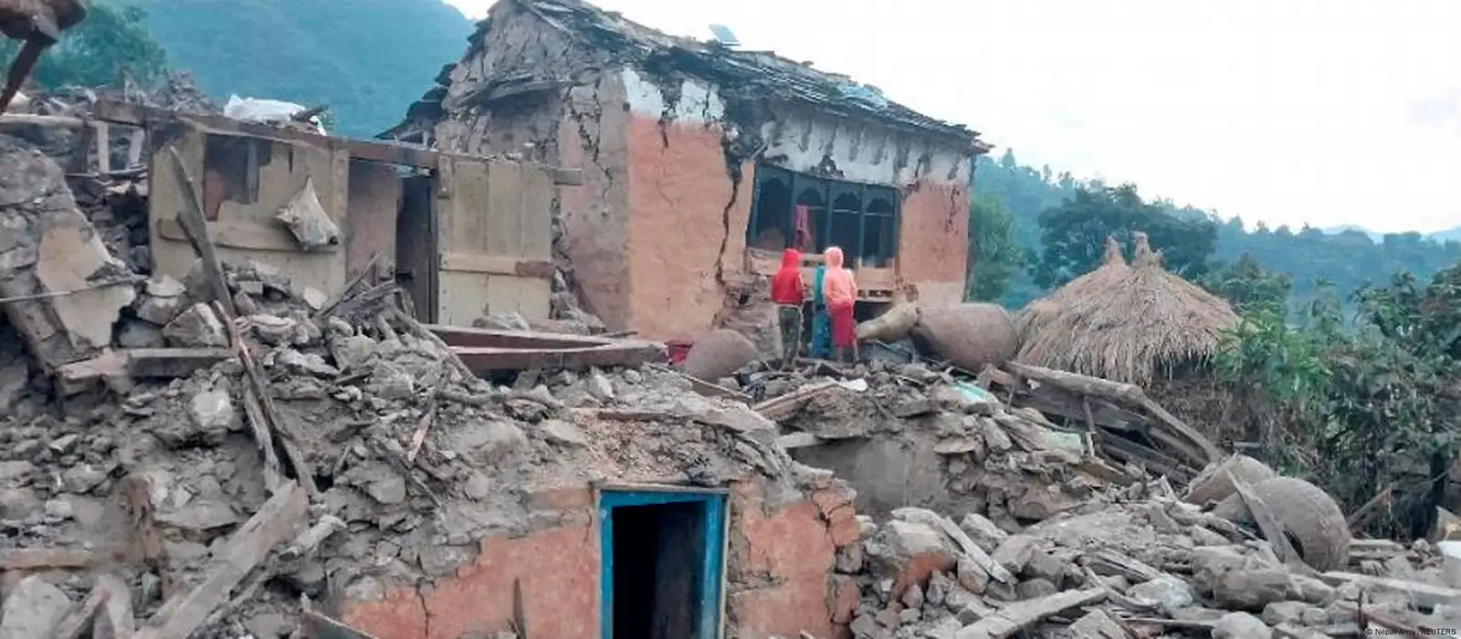 Nepal: Six dead in earthquake, tremors felt in Delhi – DW – 11092022