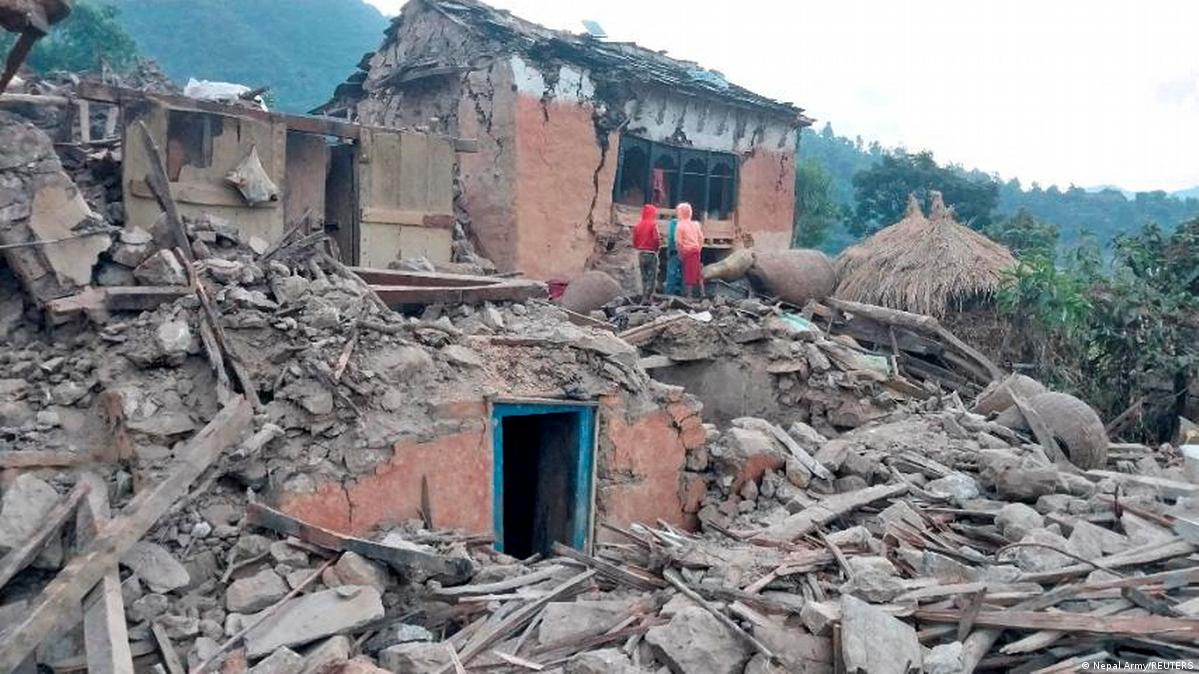 Nepal: Six dead in earthquake, tremors felt in Delhi – DW – 11/09/2022
