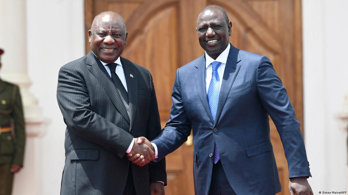 Kenya and South Africa sign visa-free travel deal – DW – 11/10/2022