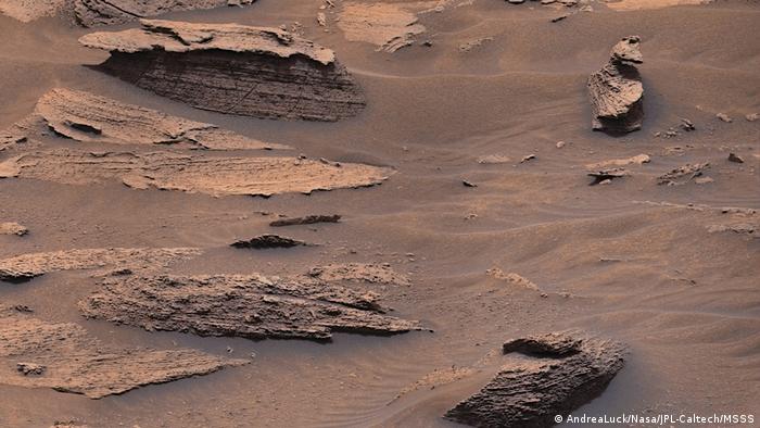 La peculiar formación rocosa en Marte avistada por un internauta.