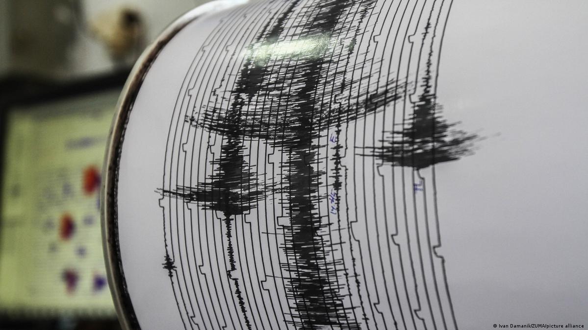 земетресение в българия точно преди минути