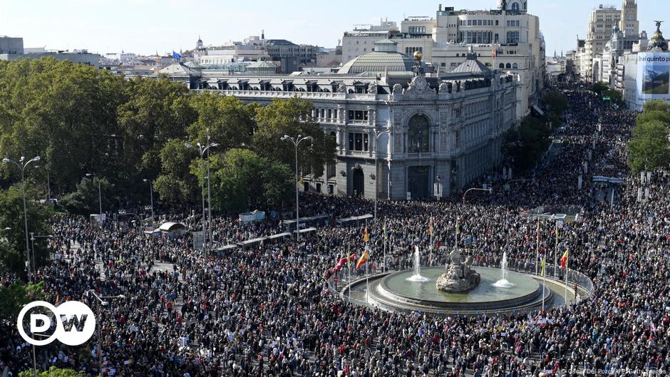 ″Madrid se levanta″ por el sector sanitario |  Europa actual |  DW