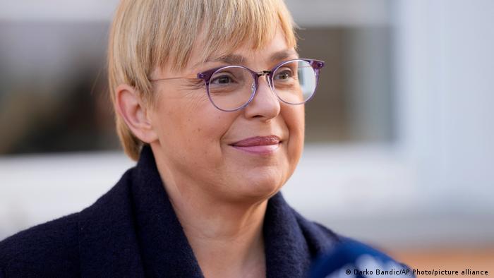 Наташа Пирц Мусар е първата жена на президентския пост в