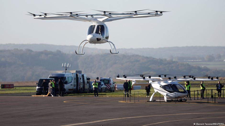 Demonstracija mogućnosti Volokopterovog letećeg taksija na jednom aerodromu u blizini Pariza