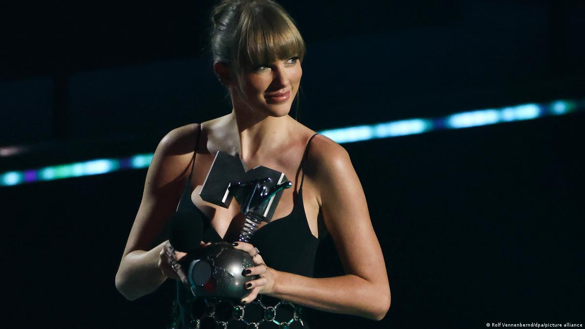 Taylor Swift wins big at MTV Europe Music Awards DW 11/14/2022