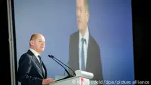 Bundeskanzler Olaf Scholz (SPD) spricht bei der Asien-Pazifik-Konferenz der Deutschen Wirtschaft. Am Abend reist der Kanzler weiter ins indonesische Bali zum G20-Gipfel. +++ dpa-Bildfunk +++