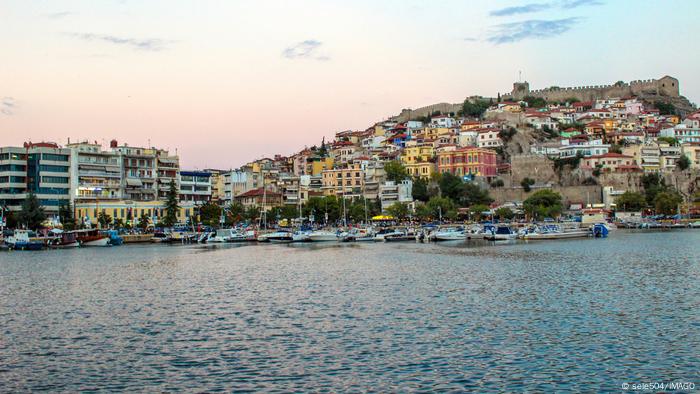 To ιστορικό λιμάνι της Καβάλας