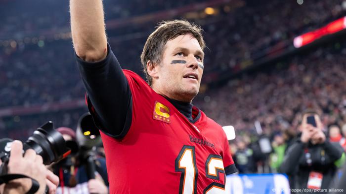 Tom Brady dice adiós