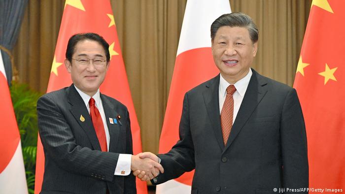 日本首相岸田文雄与中国国家主席习近平11月17日下午在泰国曼谷举行会谈。