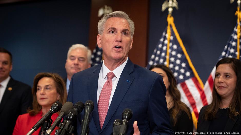 美國眾議院共和黨領袖麥卡錫（Kevin McCarthy）週日（11月20日）表示，如果他當選眾議院議長，將組建一個關於中國的專門委員會。