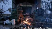 NOVOPETRIVKA, MYKOLAIV OBLAST, UKRAINE, NOVEMBER 17: Ukrainian servicemen take rest near Novopetrivka village, Ukraine, November 17th, 2022. Narciso Contreras / Anadolu Agency