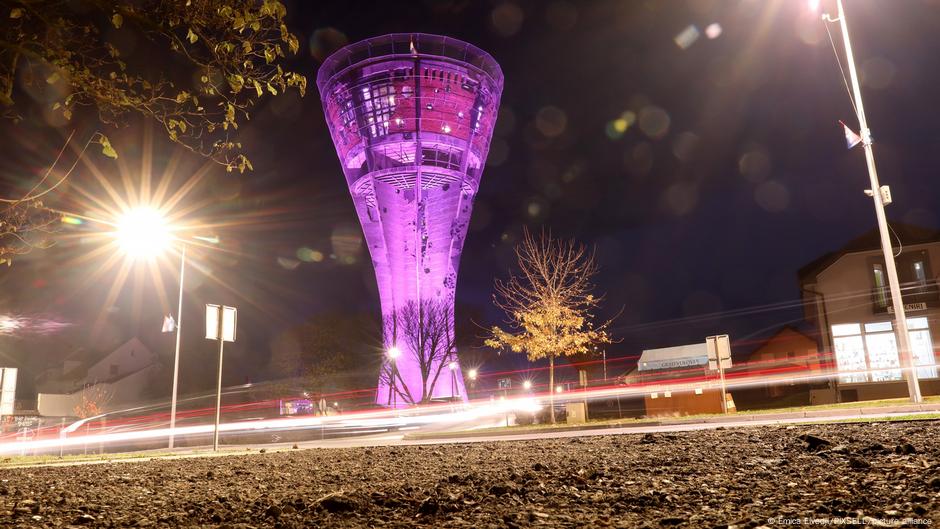 Vukovar: Na imanju Ovčara počinjen jedan od najstrašnijih zločina u ratovima devedesetih