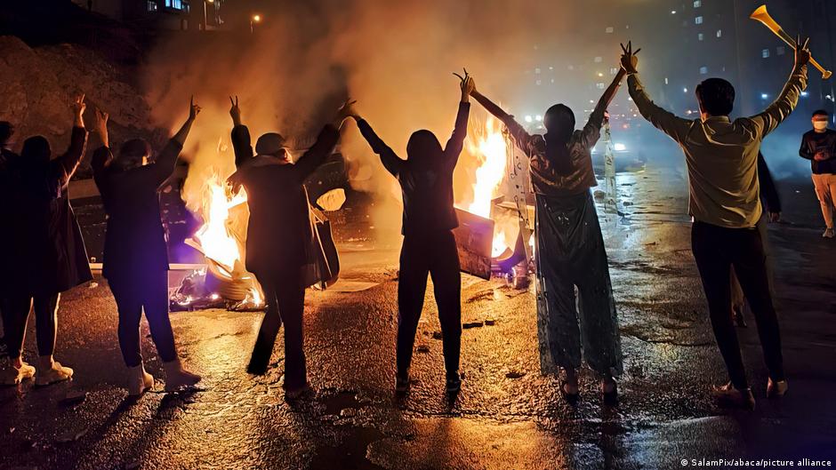 Iran uprising seen through the eyes of Iranian women