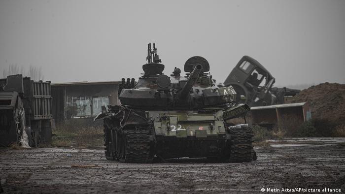 دبابة روسية في خيرسون (17 نوفمبر 2022)