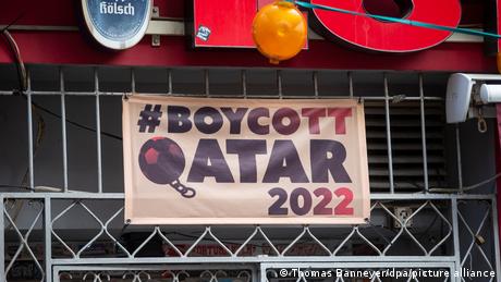 Affiche avec le Hashtag #BoycottQatar à Cologne