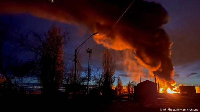 Ukraine Cherson Feuer nach russischem Angriff