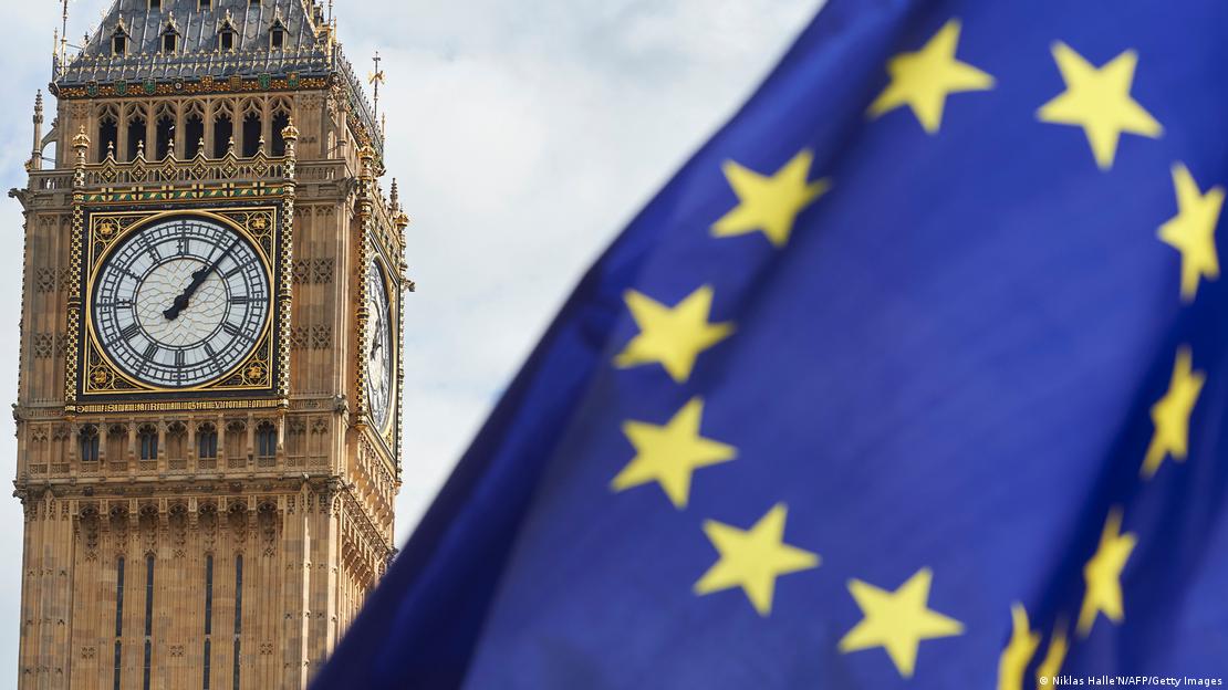 Big Ben dhe flamuri i BE