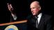 Jerry Brown bei der Amtseinführung (Foto: AP) Jerry Brown bei der Amtseinführung (Foto: AP)