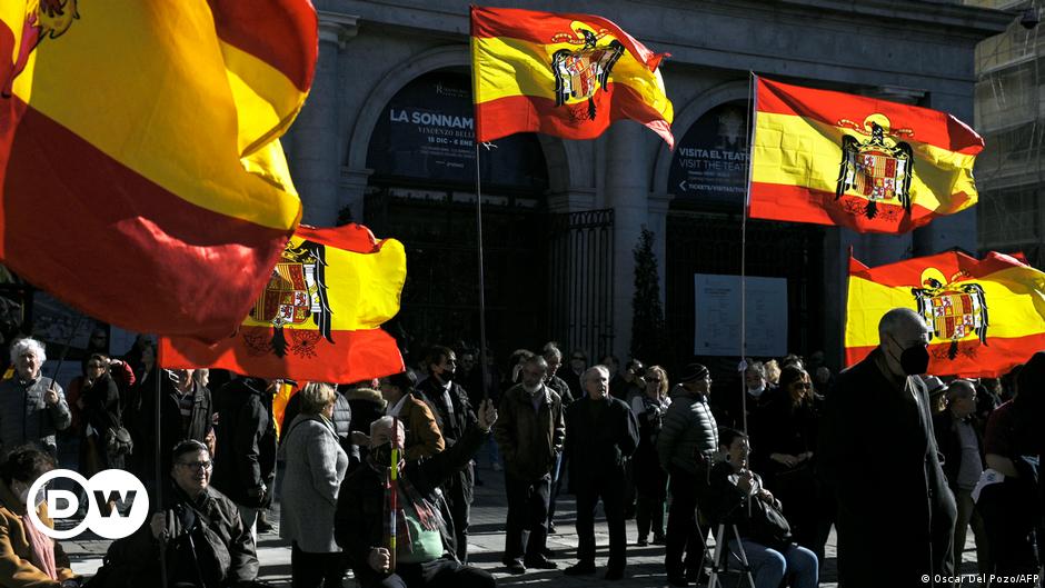 España abrirá una investigación sobre las acciones franquistas – DW – 22/11/2022