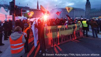 Deutschland Hamburg | Demo gegen die Bombardierung kurdischer Gebiete in Syrien