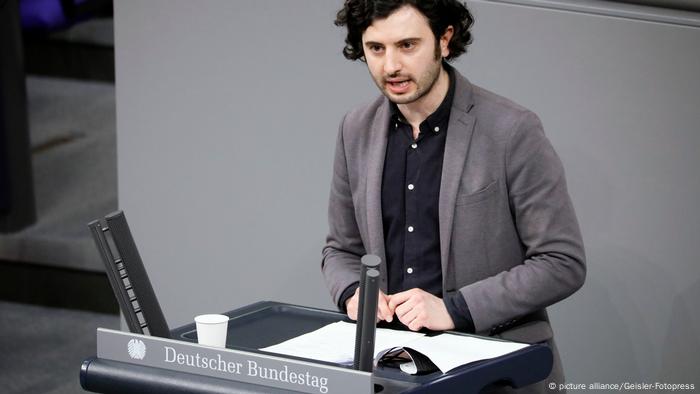 Hakan Demir, Abgeordneter der SPD, spricht im Bundestag