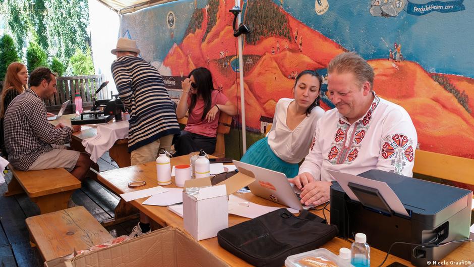 Bulgarian becomes hub for digital nomads – DW – 11/23/2022 - Vimarsana News
