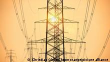 Hochspannungsmasten, Symbolfoto Stromkosten und Energiekrise