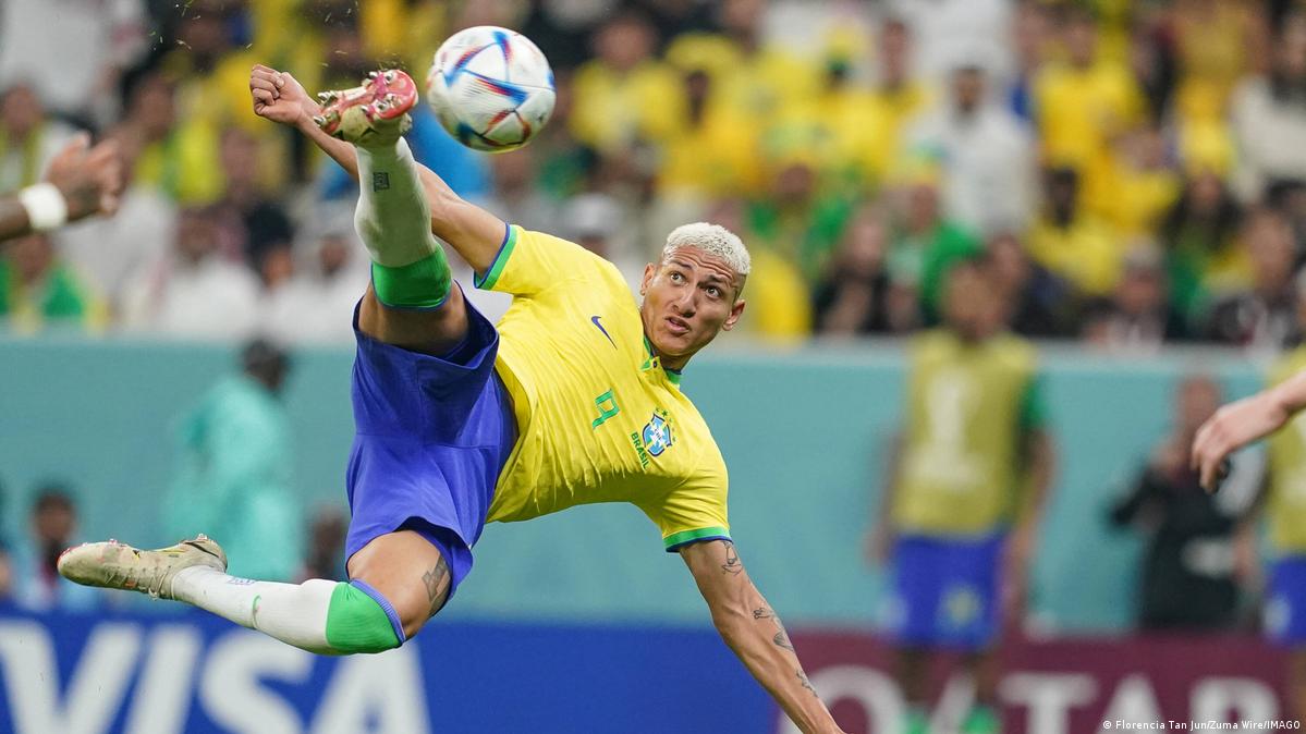 Em jogo de estreia no Catar, Brasil vence a Sérvia por 2 a 0 – DW, jogo  online brasil e servia 