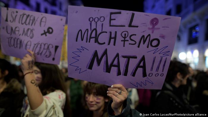 Tanto en España como en América Latina, el clamor de las mujeres fue el mismo: ¡Basta de violencia! (25.11.2022)