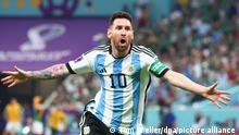 Jubel Lionel Messi mit ausgebreiteten Armen und offenem Mund