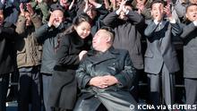 كيم يظهر مع ابنته متعهدا بامتلاك أقوى قوة نووية في العالم