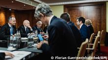(R-L) Marco Buschmann (FDP), Bundesminister der Justiz, und Carlo Nordio, Justizminister von Italien, aufgenommen im Rahmen des Treffens der G7 Justizminister in Berlin, 28.11.2022. 