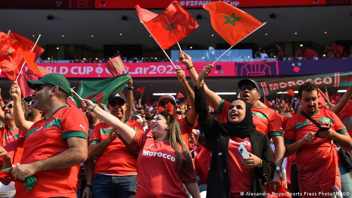 جماهير المنتخب المغربي في اللقاء مع كرواتيا في كأس العالم 2022