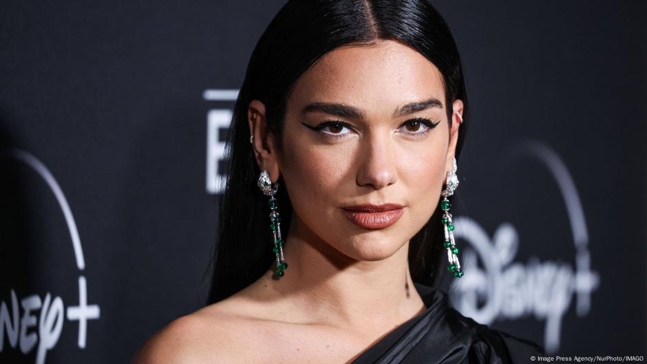 La cantante de música pop Dua Lipa obtiene la ciudadanía albanesa |  ACTUALIDAD | DW 