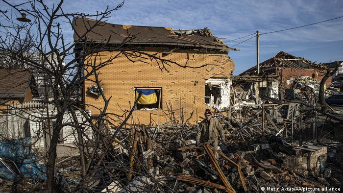 Zerstörte Häuser in der ukrainischen Stadt Dnipro