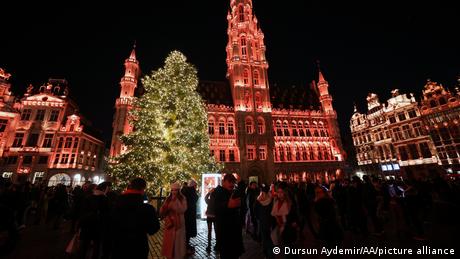 Największy w Belgii jarmark świąteczny w Brukseli