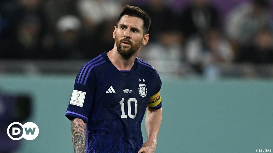 WM 2022: Messi zeigt Nerven, wird aber trotzdem gefeiert