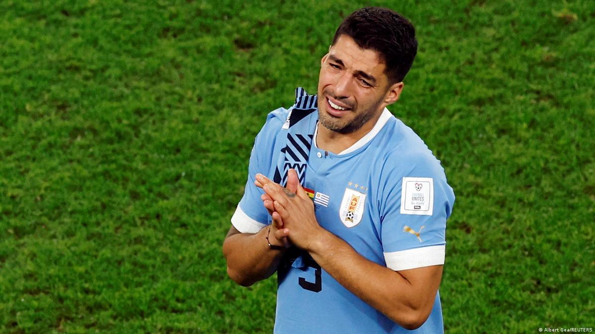 World Cup 2022: Tears for Suarez as karma bites – DW – 12/04/2022