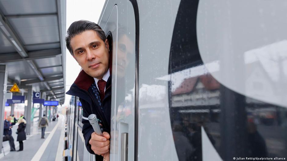 Integration in den Arbeitsmarkt kommt voran
Top-Thema
Weitere Themen