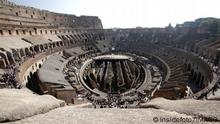 Rom: Colosseum eröffnet 4. und 5. Besucheretage General View from the upper ring Roma 03/10/2017. Apertura del IV e V livello del Colosseo Rome October 3rd 2017. Opening of the IV and V levels of Colosseum. Foto Samantha Zucchi Insidefoto PUBLICATIONxNOTxINxITAxFRA SamanthaxZucchi 