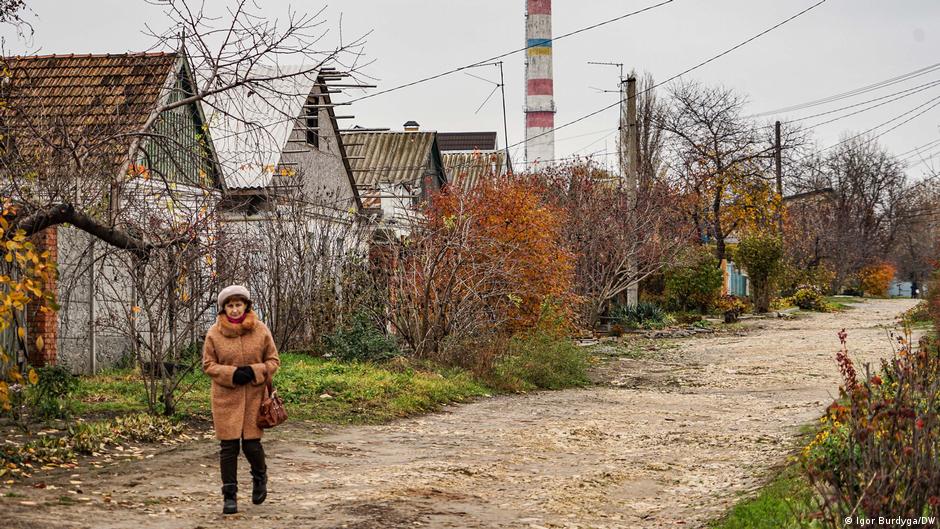 РФ розбомбила Херсонську ТЕЦ, в ОВА закликали виїжджати з міста
